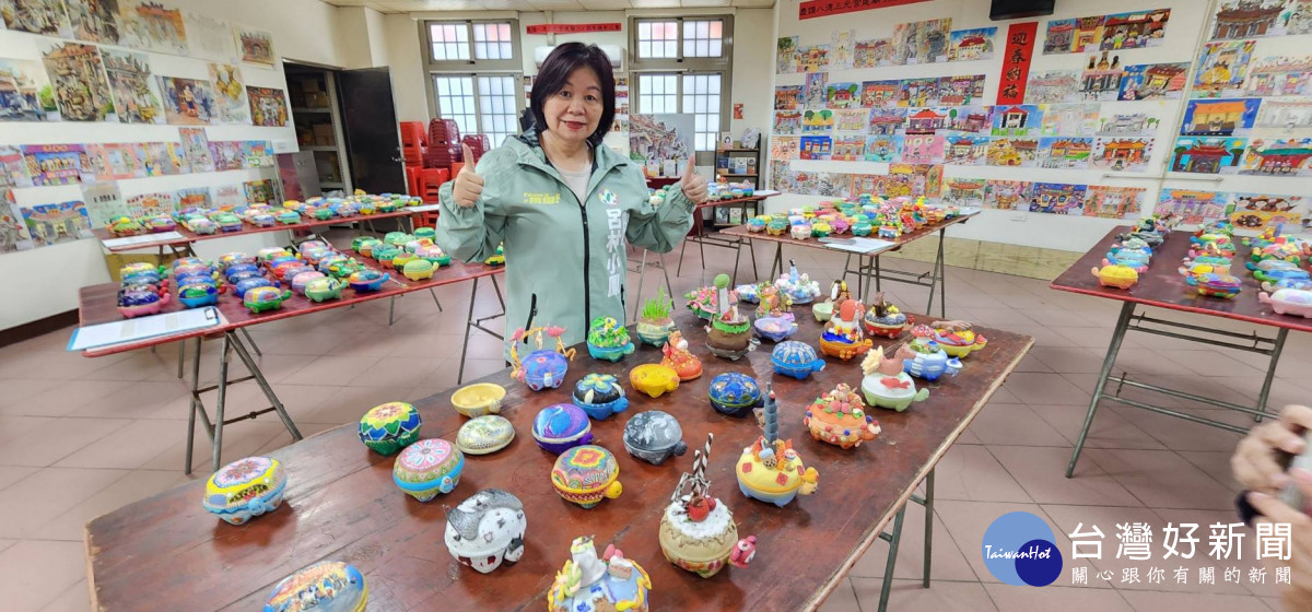 八德三元宮主委呂林小鳳表示，希望透過陶喜龜彩繪創作，讓學生在藝術創作過程中深入認識八德百年祈龜文化與地方信仰精神。