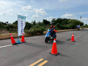 中市機車駕訓補助開跑，符合資格者參與訓練課程並取得駕照即可獲得最高2800元