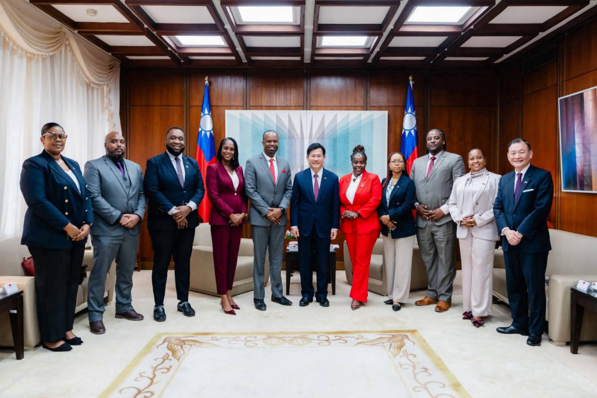 接見聖克里斯多福及尼維斯訪團　林佳龍：感謝堅定支持台灣