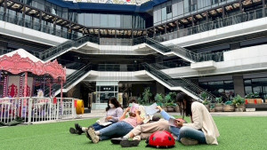 草地廣場。林重鎣