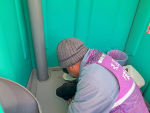 台灣燈會的清潔英雄守護廁所整潔，在緊要關頭化身「失物救星」／林詩涵翻攝