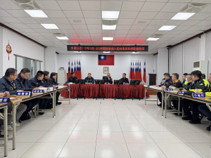 中壢警分局啟動首波「雷霆除暴」專案勤務，展現警方淨化治安的決心。