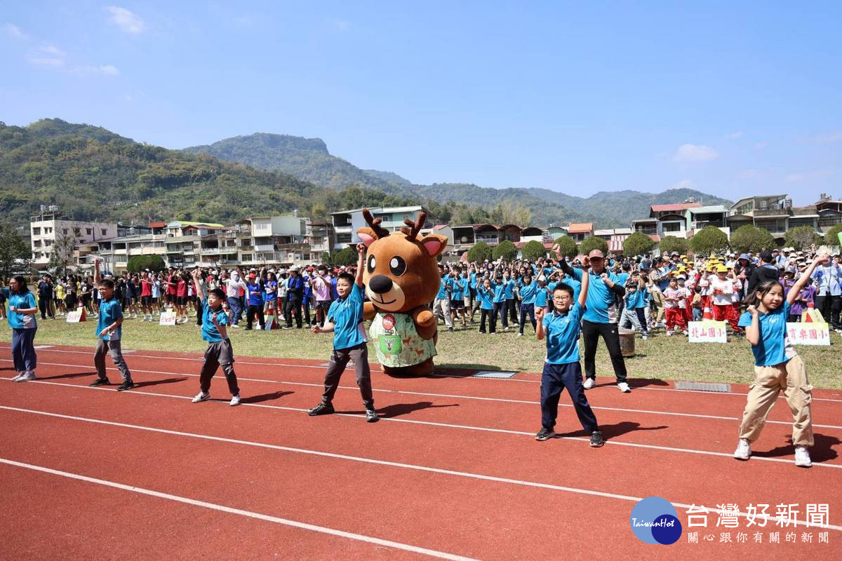 全鄉中小學運動會。（縣府提供）