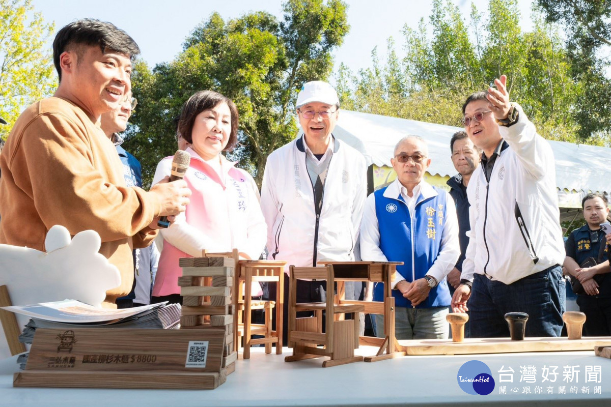 植樹是關心環境的開始。