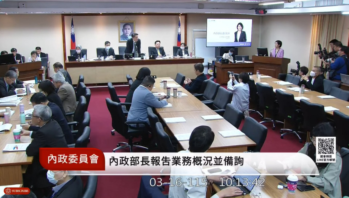 李貞秀立院質詢首秀「對空氣說話」　內政委員會召委李柏毅：守法不能靠協商