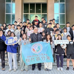 桃竹苗分署長賴家仁(右5)於賽前為培訓選手打氣加油並合影。