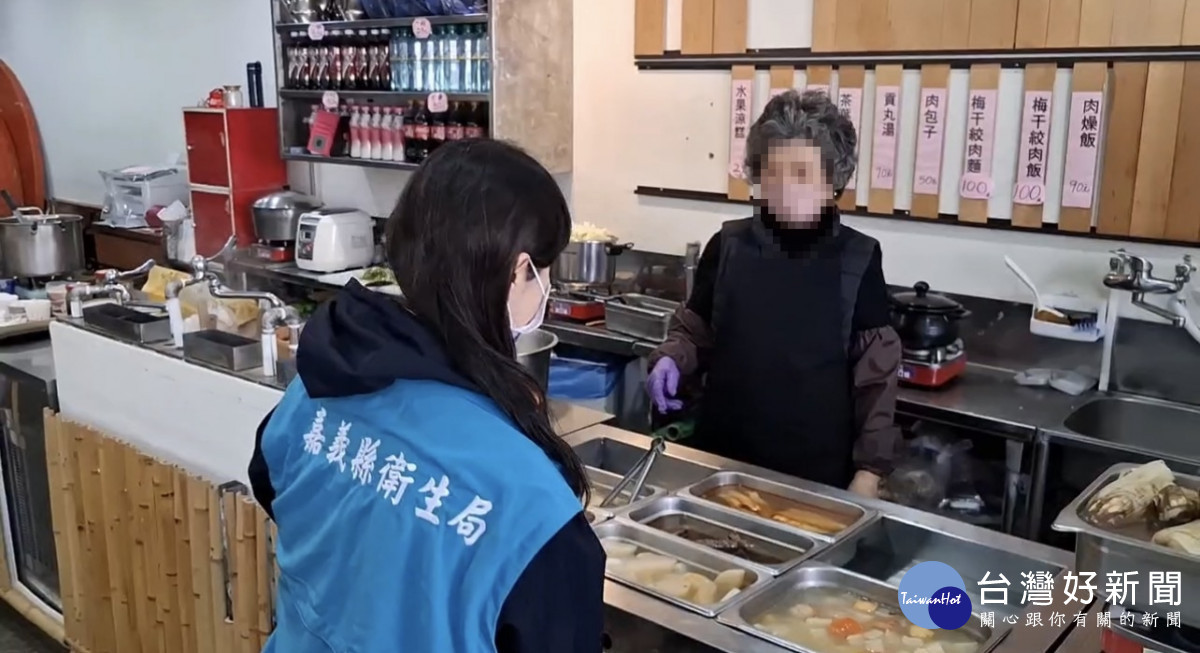 嘉義縣山區櫻花盛開人潮湧現，衛生局啟動食安強化行動／嘉義縣政府提供