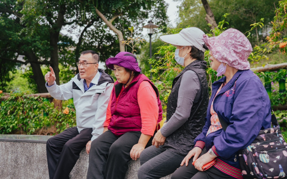 李四川化身公園阿伯重返鶯歌永吉公園　昔日副手任內開拓綠地獲里長鄉親盛讚