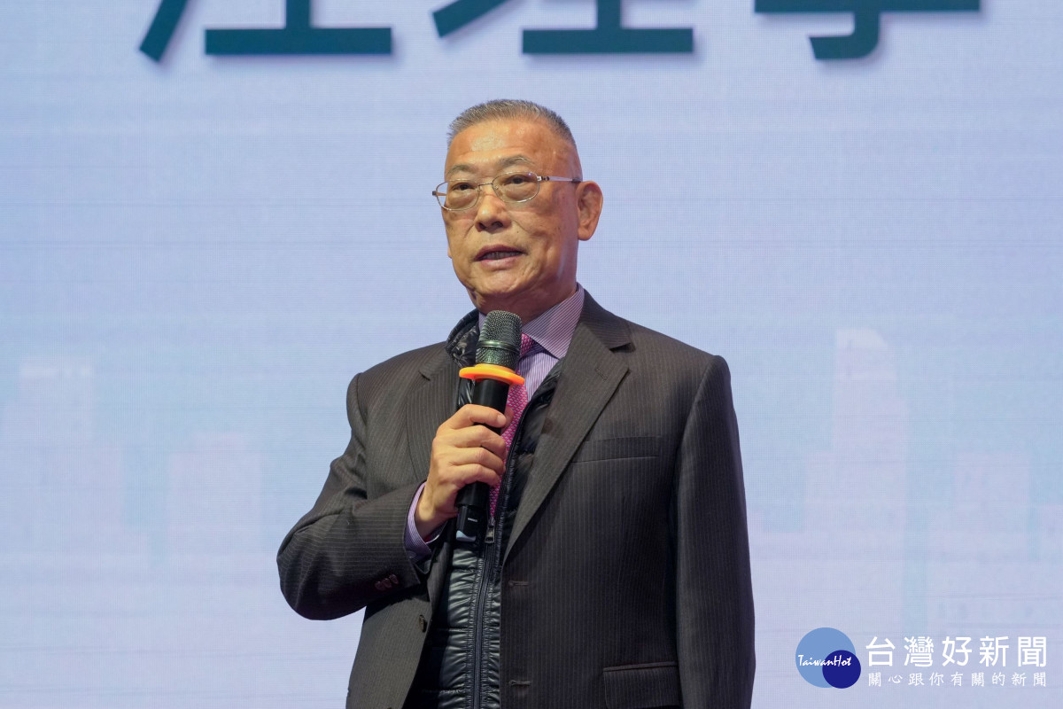 中華民國國際航空警察之友協會理事長江松樺致詞。