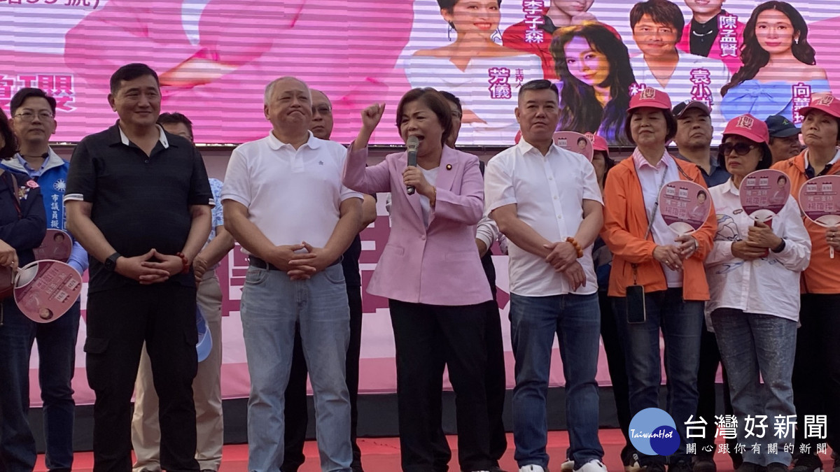 楊瓊瓔太平造勢湧3萬人　「媽媽市長2.0」再創台中10年高峰