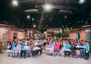 「老派Vibe」老歌新唱決賽在遠百竹北店登場。