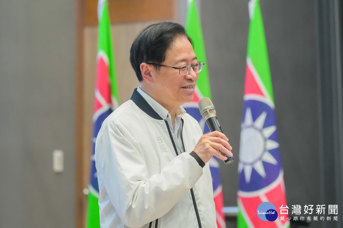 桃園市長張善政於「桃園市115年青年節社會及學校優秀青年表揚大會」中致詞。<br />
