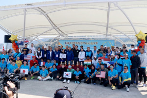 日月潭國際撐竿跳競賽各國選手參加開幕典禮。（記者扶小萍攝）