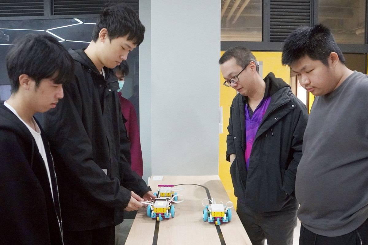 大葉電機系開設智慧機器人實作課程 提升未來進入科技產業的競爭力