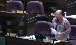 劉勝全要求經發局必須透過具體產值數據落實精準治理。