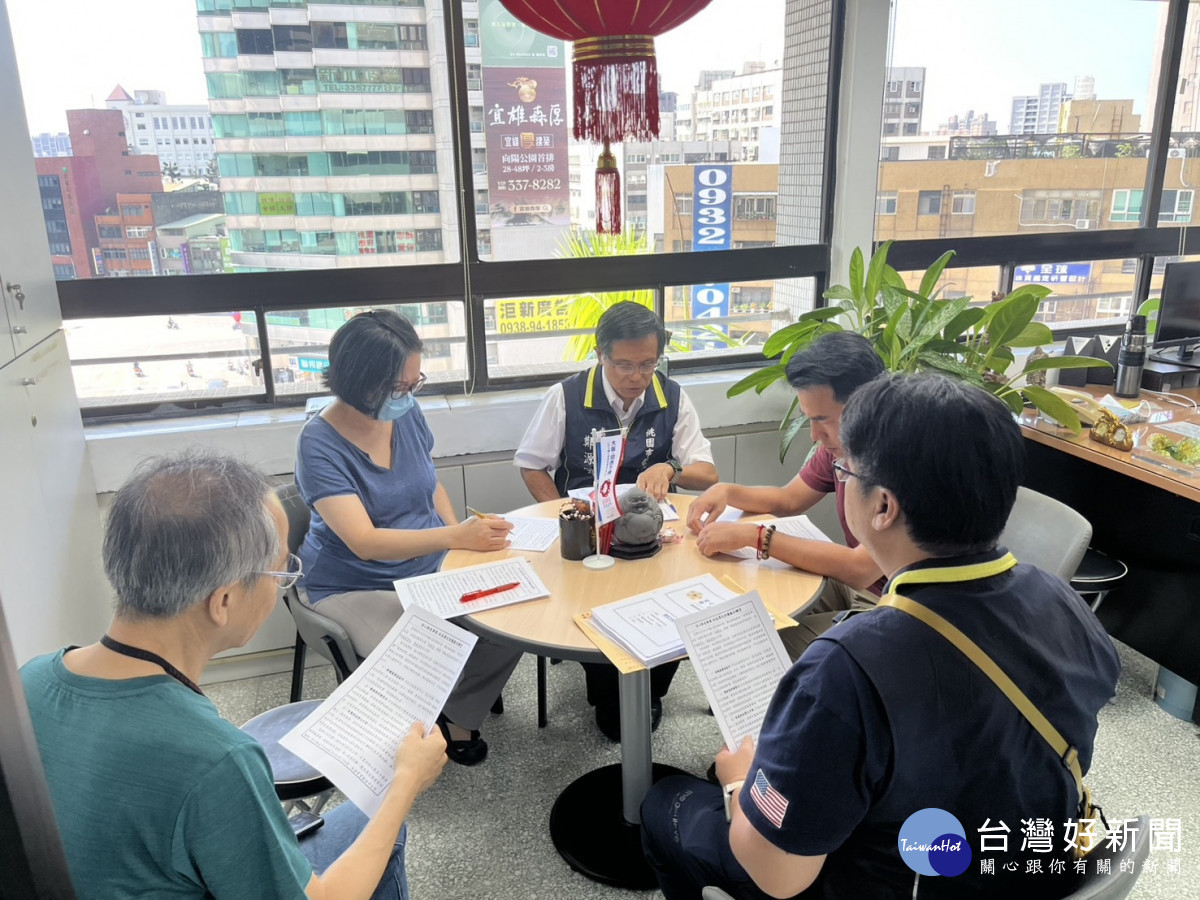 北榮桃園分院與榮民服務處共同拜訪桃園市政府社會局，強化跨機關合作機制