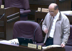 劉勝全指出，市府推動共享車位配套不足，導致便民政策出現管理漏洞，要求交通局即刻檢討並落實完善制度。