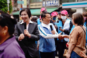 藍營大咖力挺徐欣瑩。