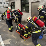 地震引爆化災風險　基隆消防實兵演練高科技廠應變力