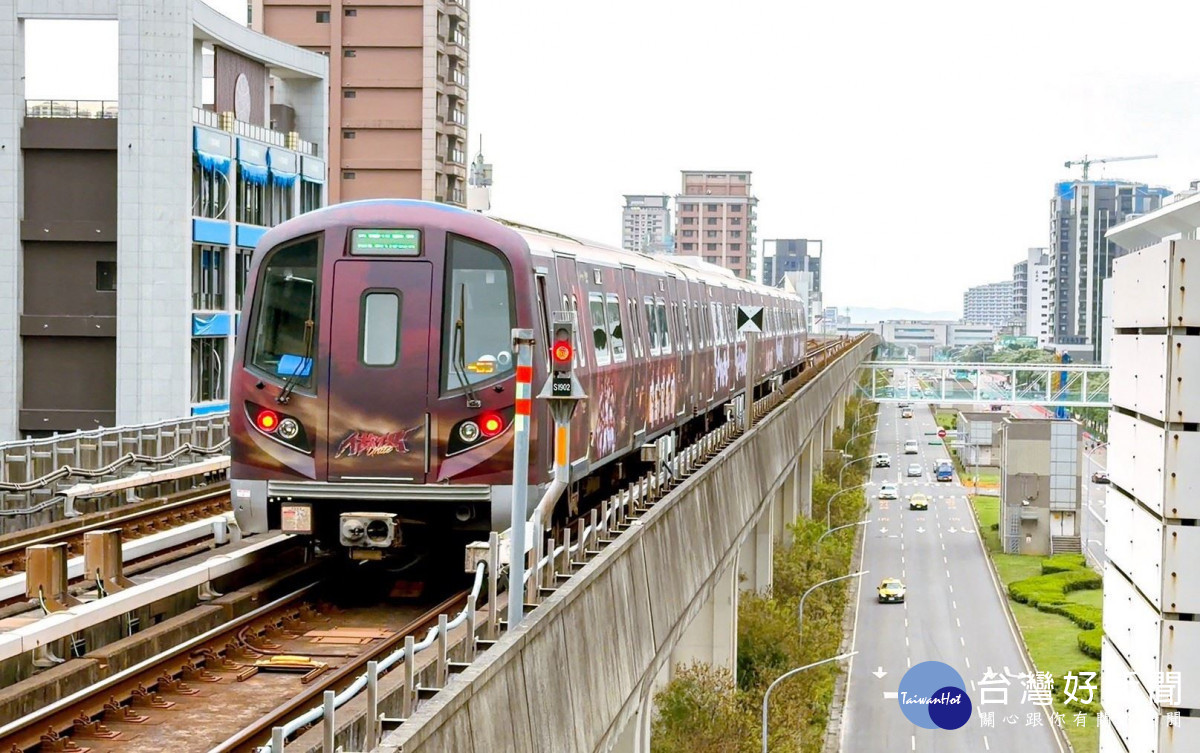 2026挺猿彩繪列車首航。