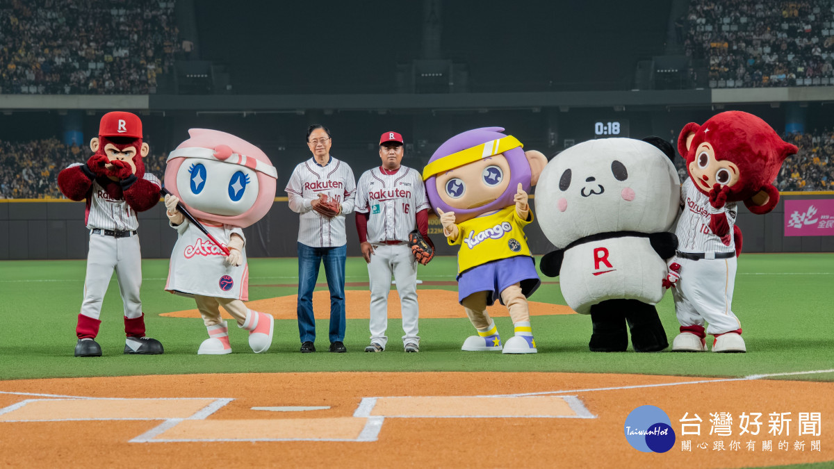 中職37年開幕戰　張善政揪逾百名桃園學子赴大巨蛋挺桃猿