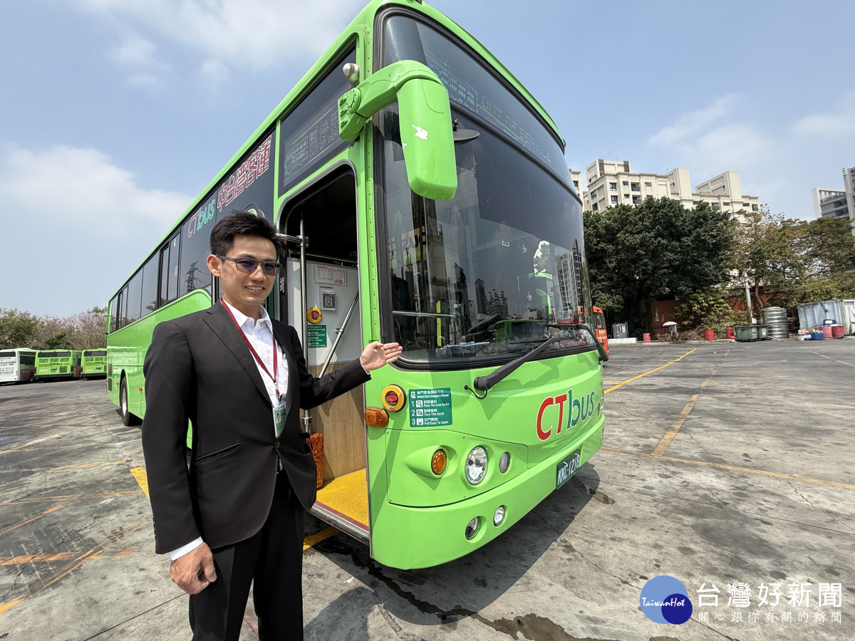 統聯客運駕駛林泳宏主動協助乘客,貼心服務,獲市民讚為「天使司機」