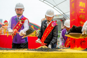 本次工程為重建首期工程，預計工期約一年半，後續逐步完善設施與服務功能。