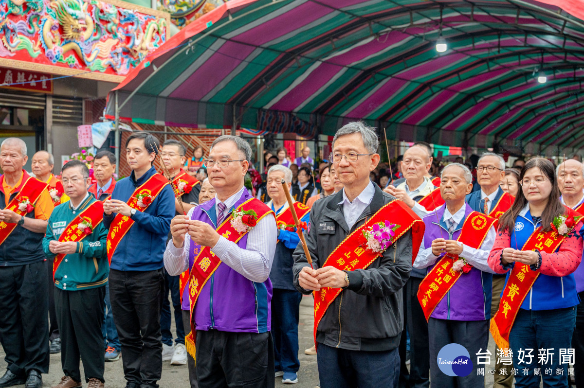 期盼新廟早日完工啟用。<br />
<br />
