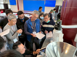 花蓮縣政府推動「115年花蓮縣精品咖啡產業輔導計畫」，自5月起分階段展開課程，陪伴農友從生產端走向國際市場。(圖/花蓮縣政府)