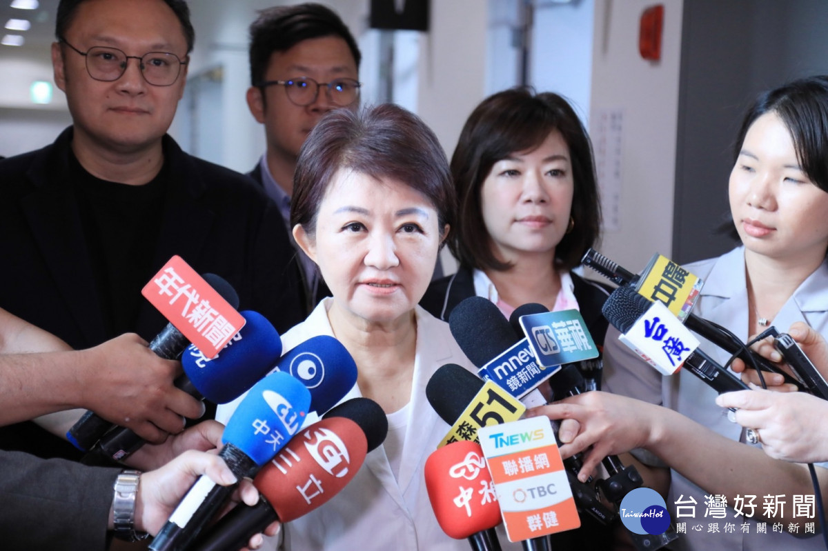 江啟臣接棒選台中市長　盧秀燕讚楊瓊瓔政治家風範