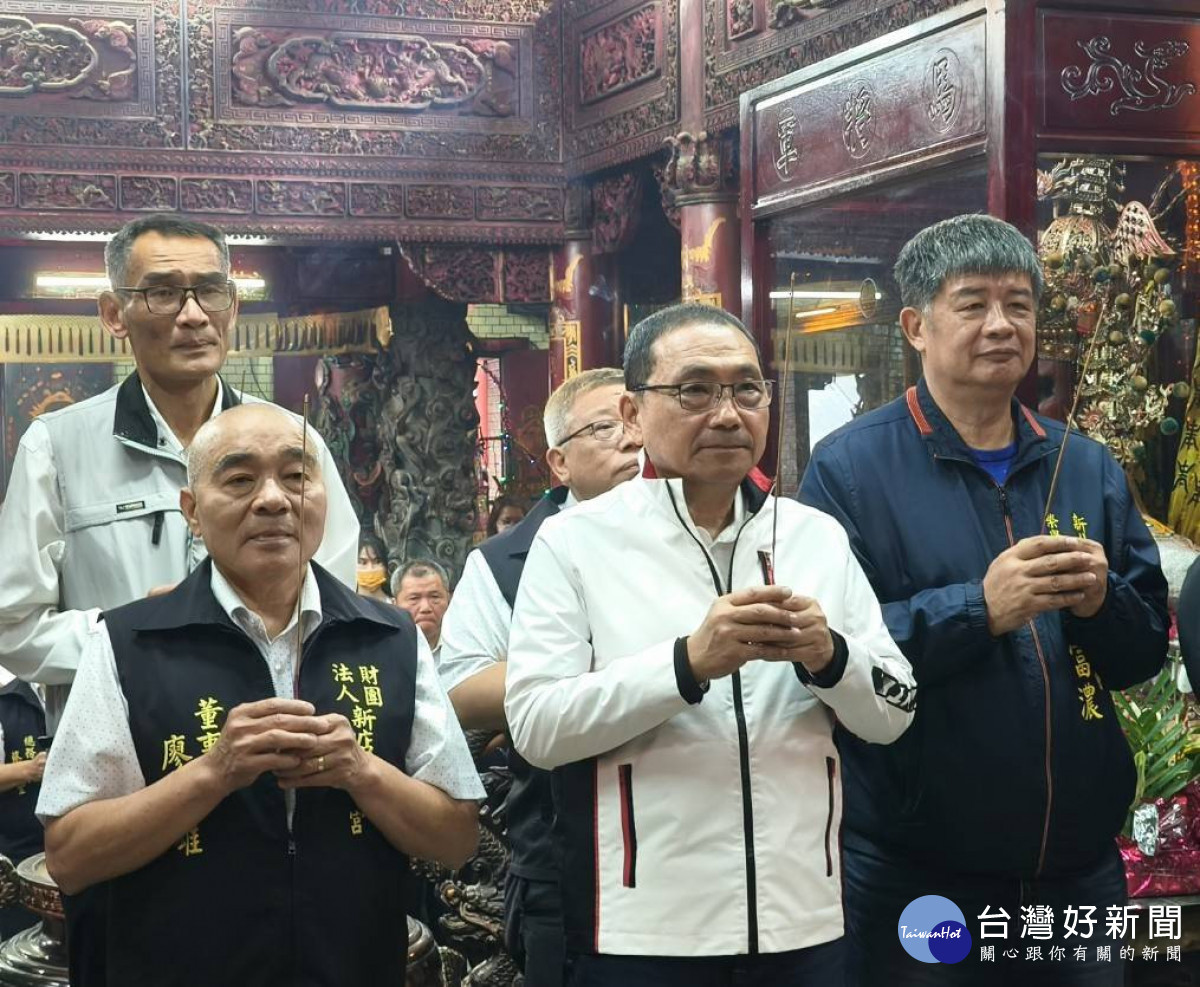 新店太平宮開漳聖王聖誕　侯友宜參拜祈求合境平安