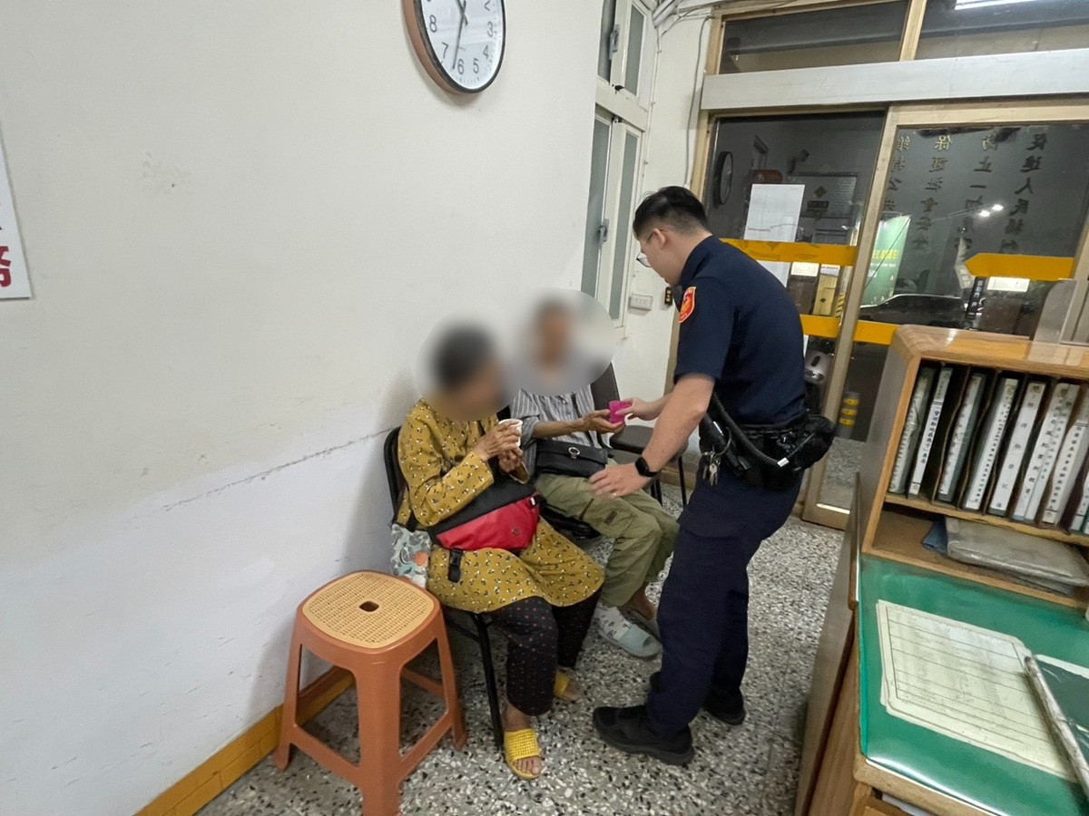 身障男深夜走失家屬急報案　芳苑警火速尋獲助返家