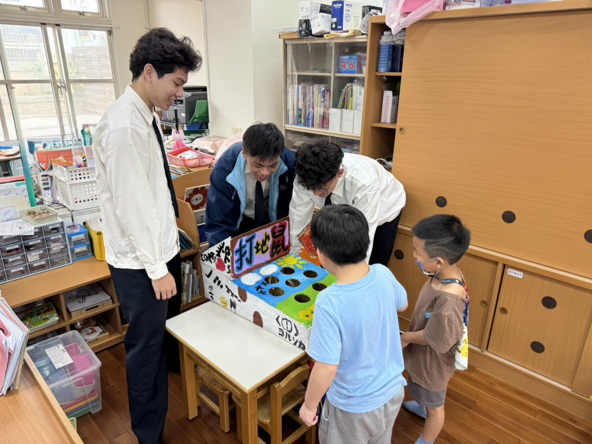 「當我們童在藝起」　用紙箱將東陽國小幼兒園變身為魔法樂園