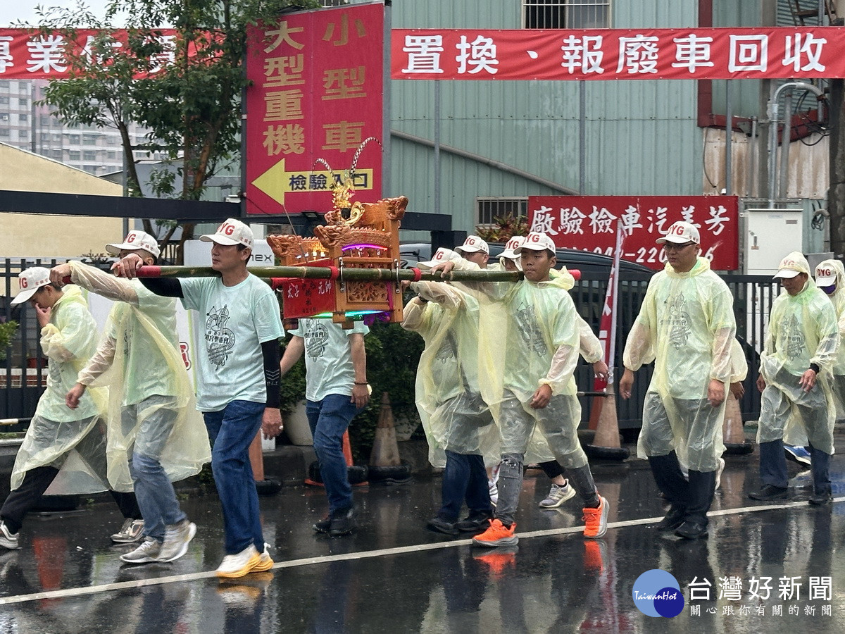 白沙屯媽后里分會太子參與會香之旅。（記者扶小萍攝）