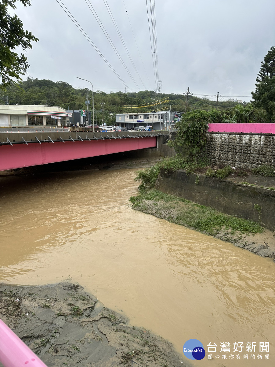 寶山鄉公所應變豪雨　鄉長要求青草湖洩洪戒備