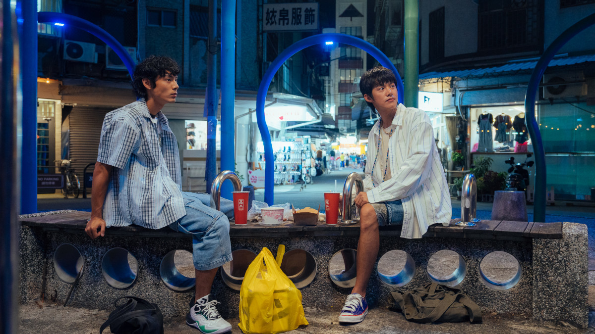 嘉義市中央第一商場。圖:《向流星許願的我們》劇照/嘉義市府提供