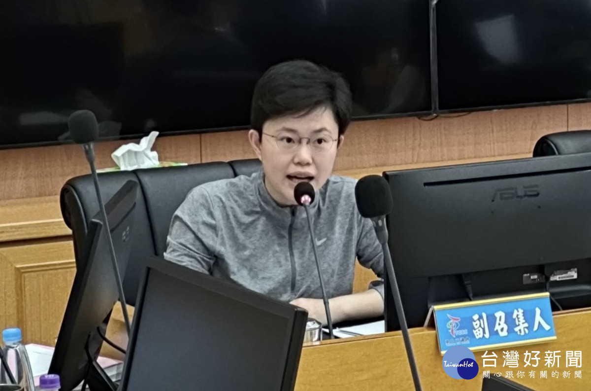 民進黨議員陳俞融反對發行公債