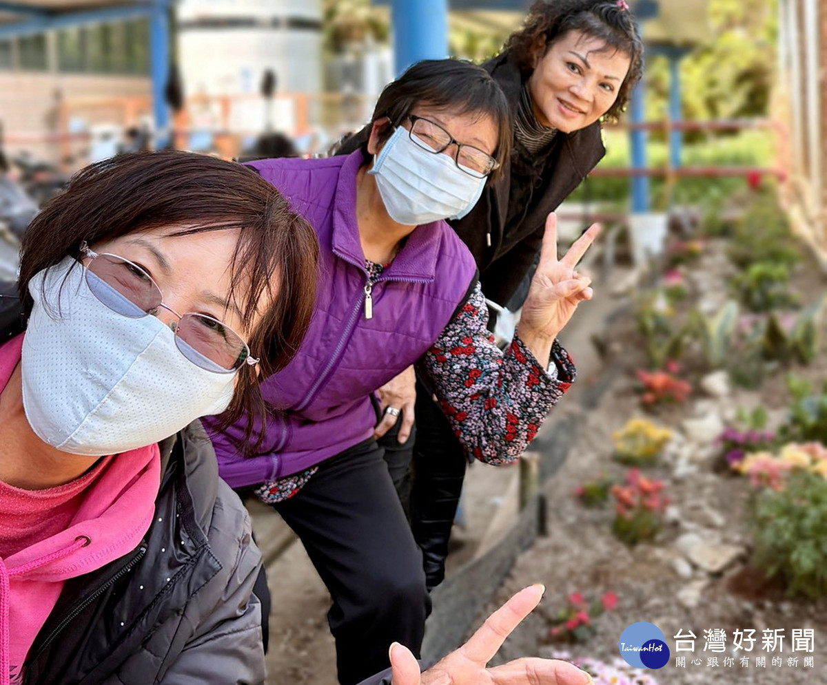 北榮桃園分院「長樂居」開心農場登場        綠意中種出健康與笑容