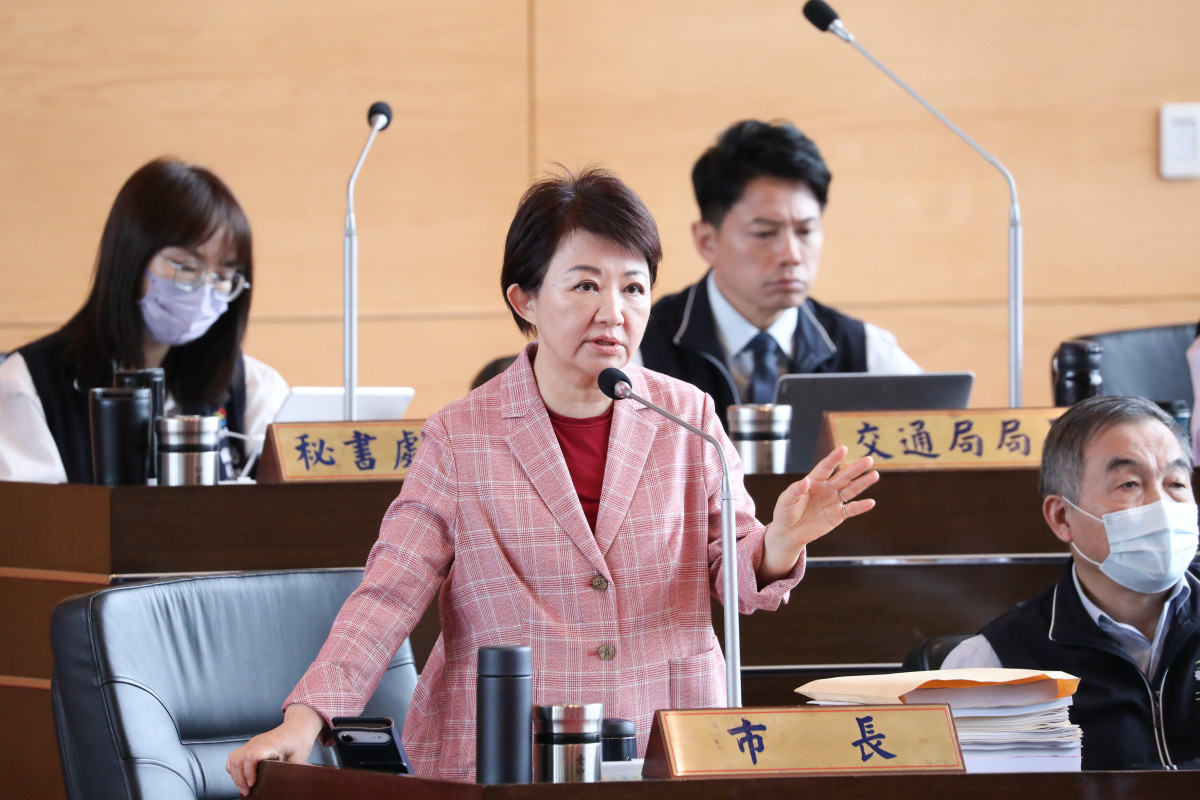 市長盧秀燕支持針對性侵、兒虐加害人應加重其刑，強調現行法律刑度的瓶頸。