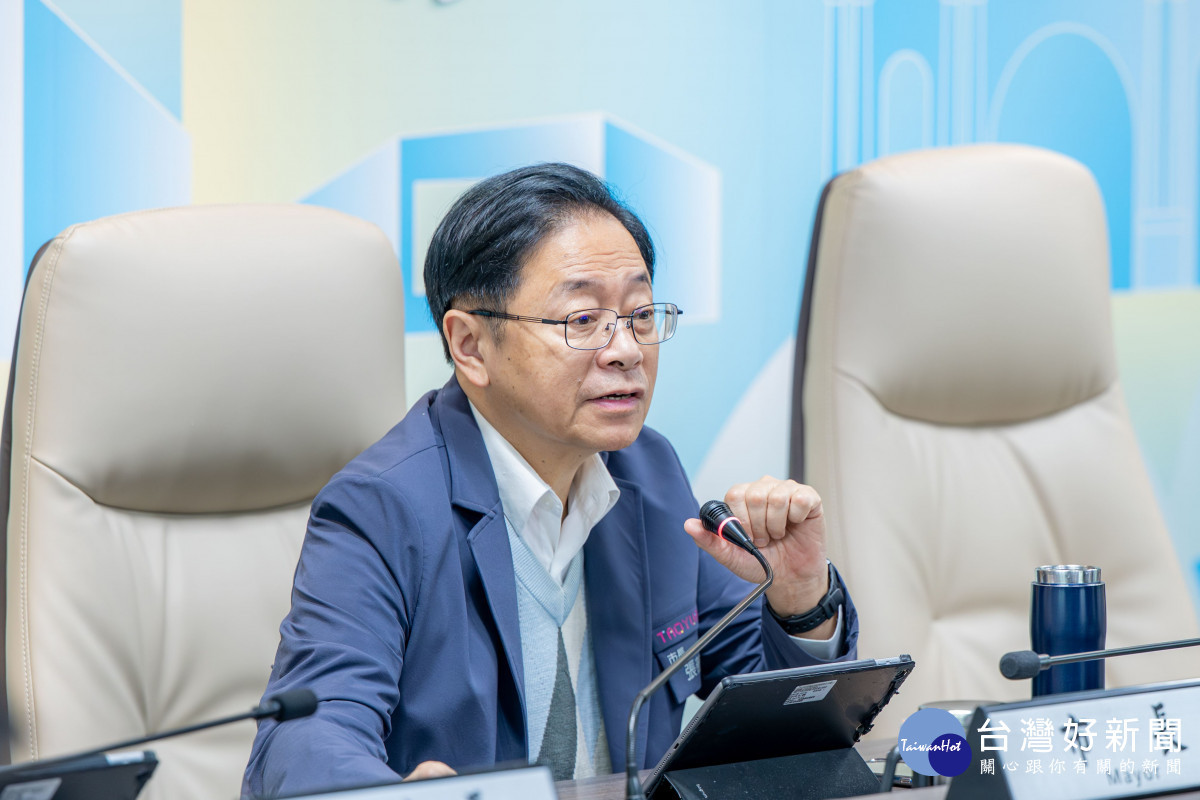 張市長主持市政會議。