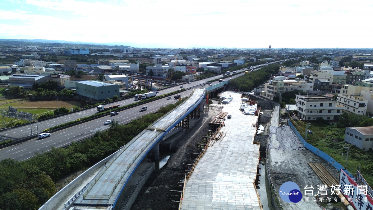 飛天鑽地打通北彰化路網　王惠美視察大埔截水溝堤岸道路拓寬工程