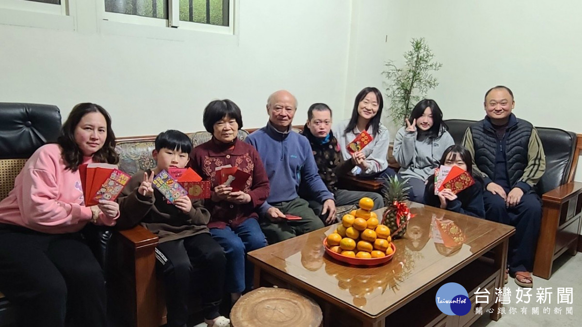 跨越四十載的守護鬥士！　外埔鐵山里鄭秋足女士榮膺115年度模範母親