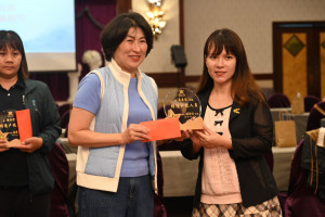 臺東縣戶政聯訓！法規職能與療癒手作　饒慶鈴表揚績優戶政人員