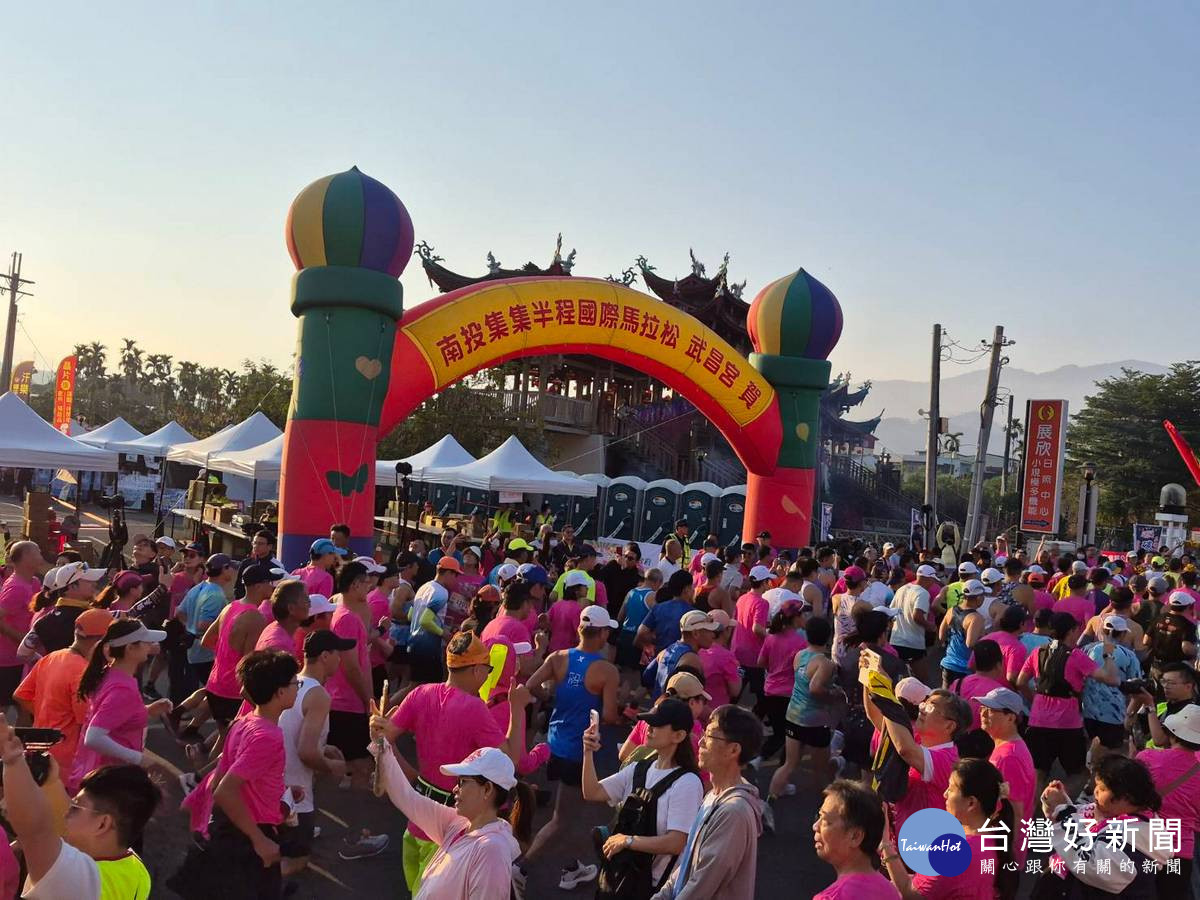 跑進綠色隧道！　集集半馬結合美景美食吸睛