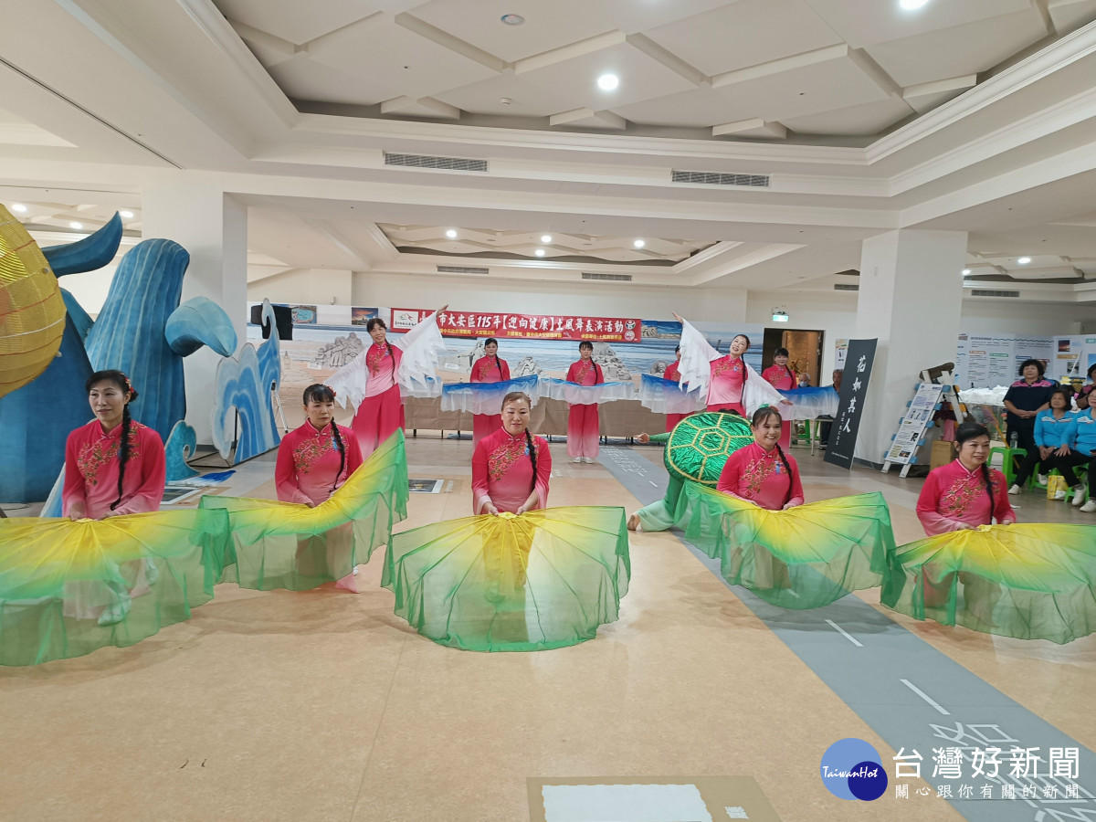 大安體育會土風舞表演　舞出活力舞出健康