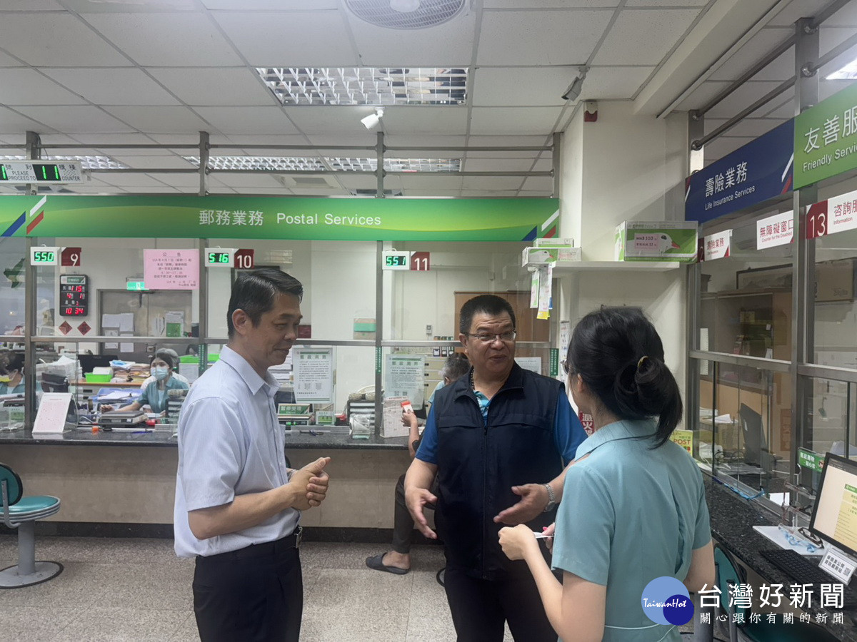 竹山郵局行員機警與派出所合力阻詐。（竹山分局提供）
