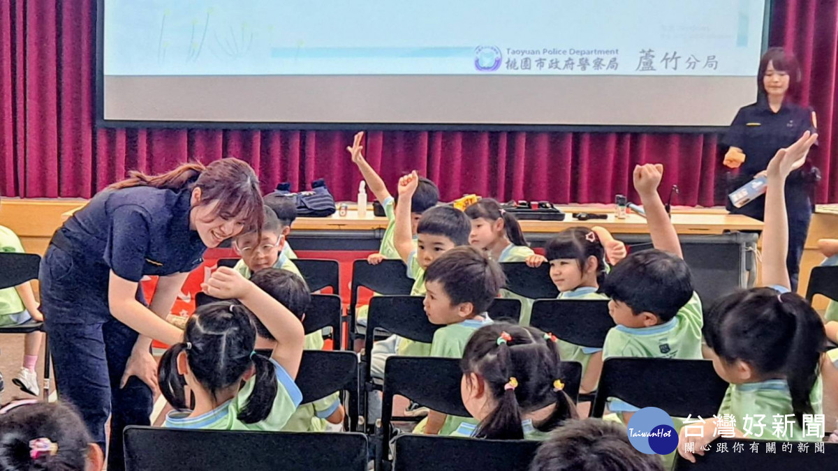 何嘉仁幼兒園參訪蘆竹分局。