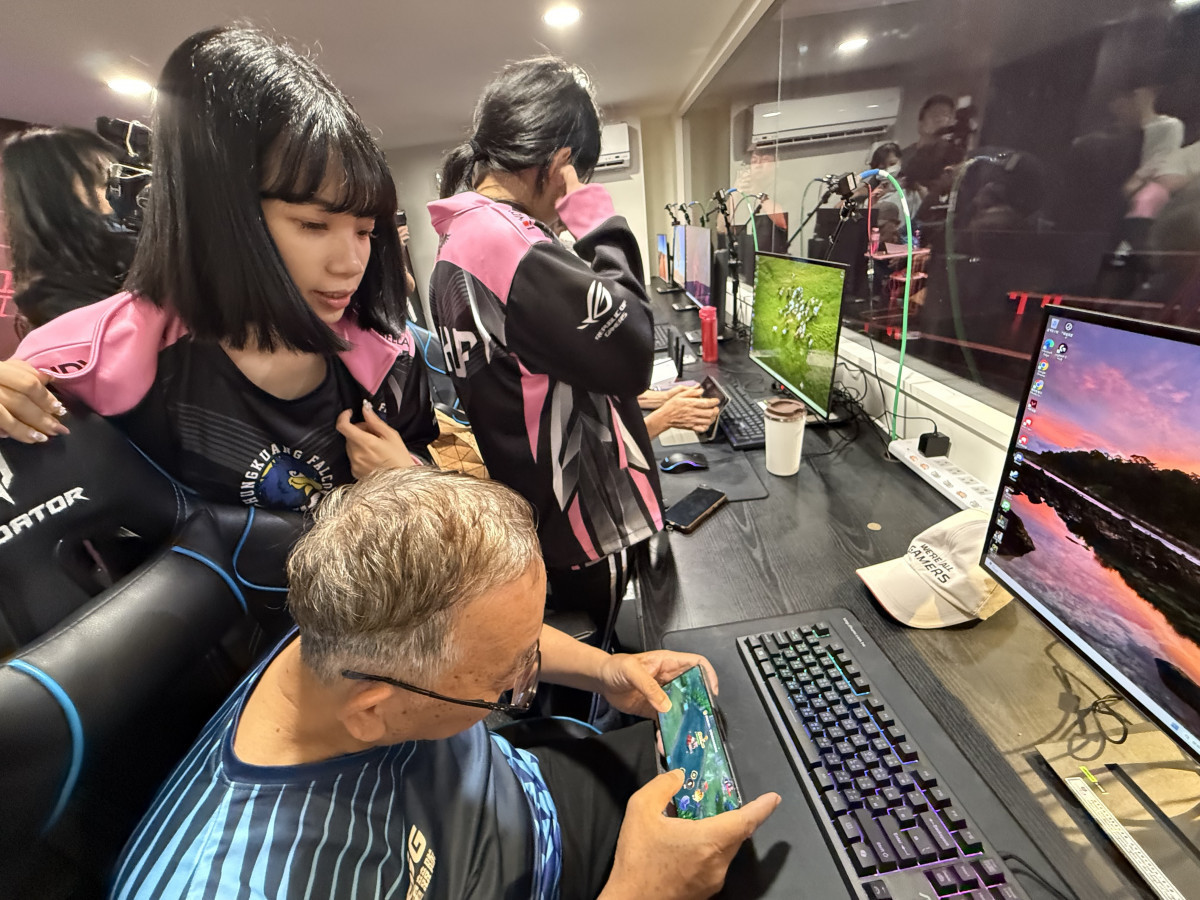 當手遊女神遇上PC不老神仙！　弘光科大上演跨世代《傳說對決》巔峰交流