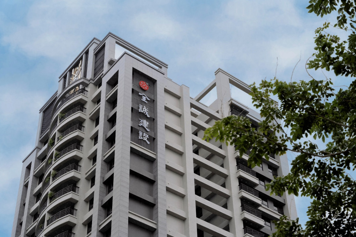 「遠見云峰」建築外觀實景圖。圖/全誠建設提供