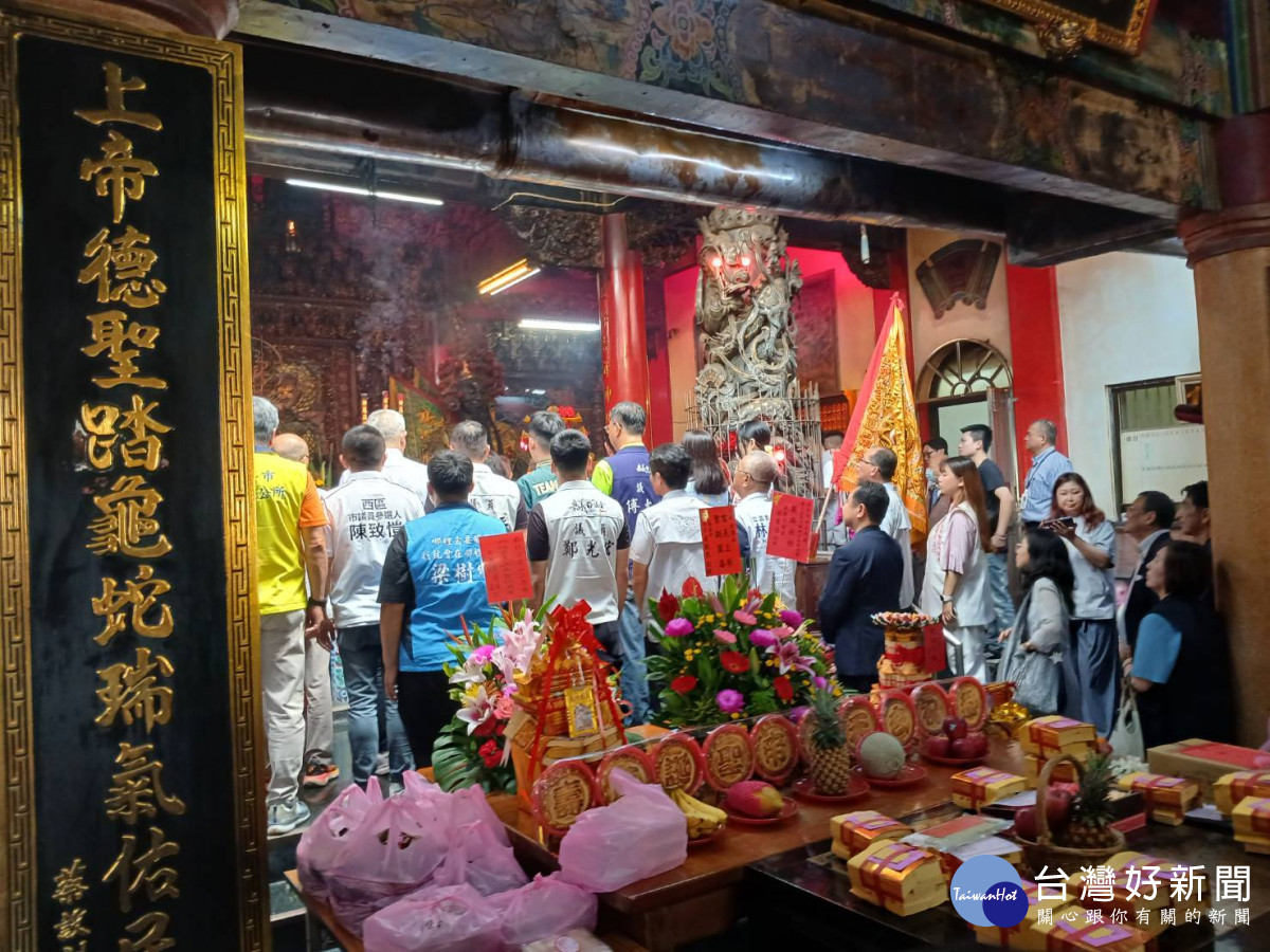 傳承超過200年的嘉義市鞦韆節今天在嘉義市光路里武當山玄天上帝廟廟埕熱鬧登場／民眾提供